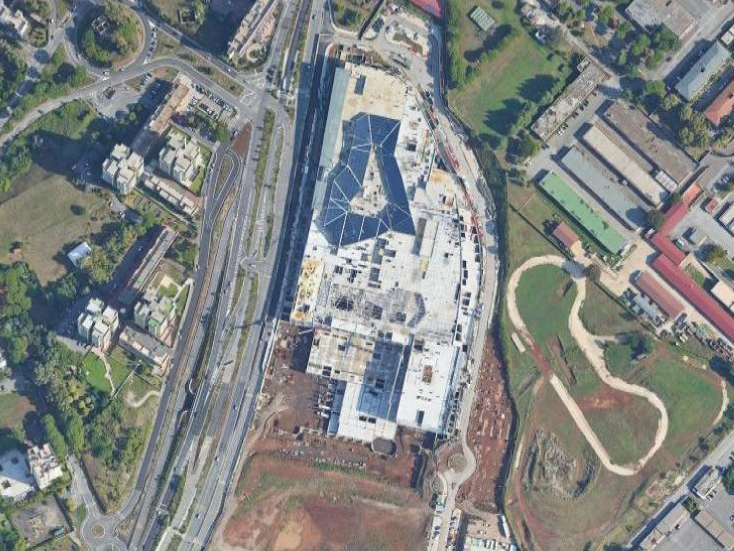 centro commerciale maximo maps 22 9 2020